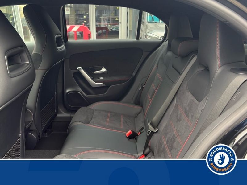 Mercedes-Benz A 180 2025