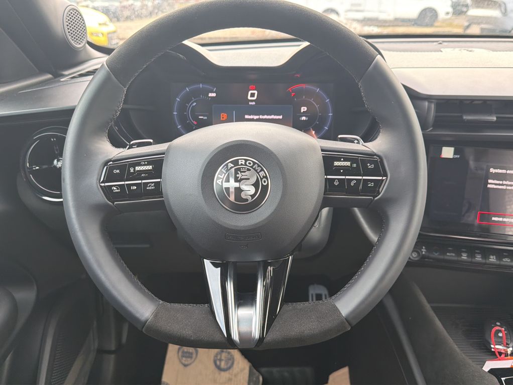 Alfa Romeo Junior 2025