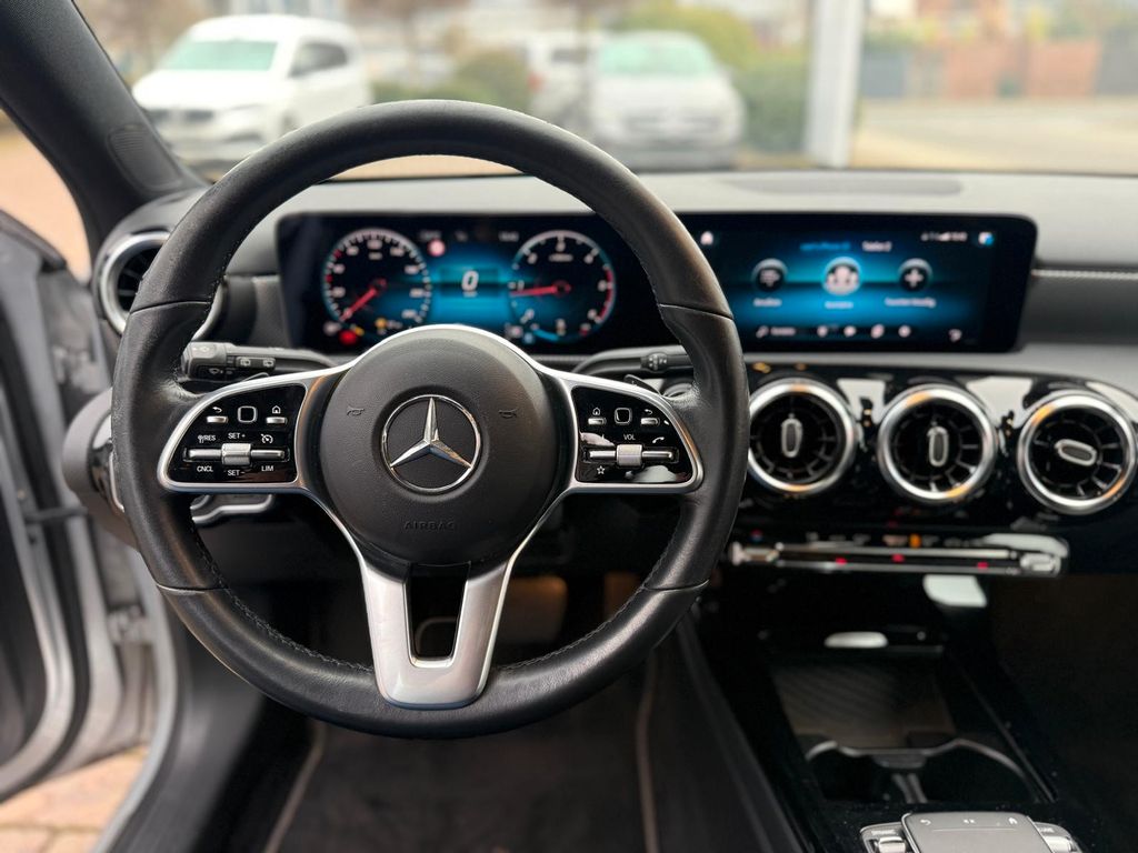 Mercedes-Benz A 200 2020