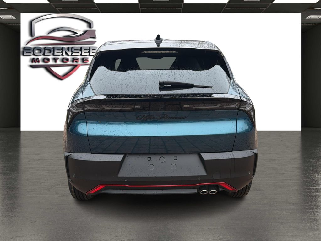 Alfa Romeo Junior 2025