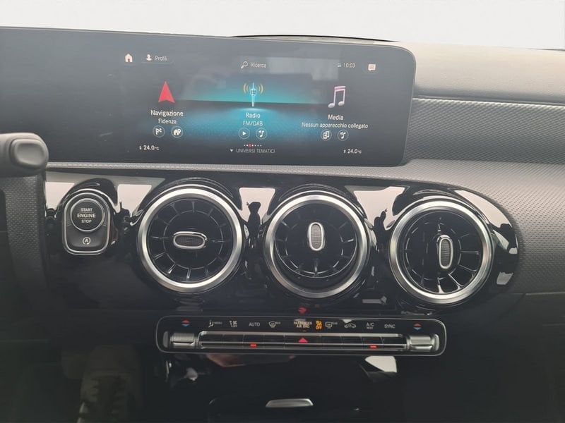 Mercedes-Benz A 200 2021