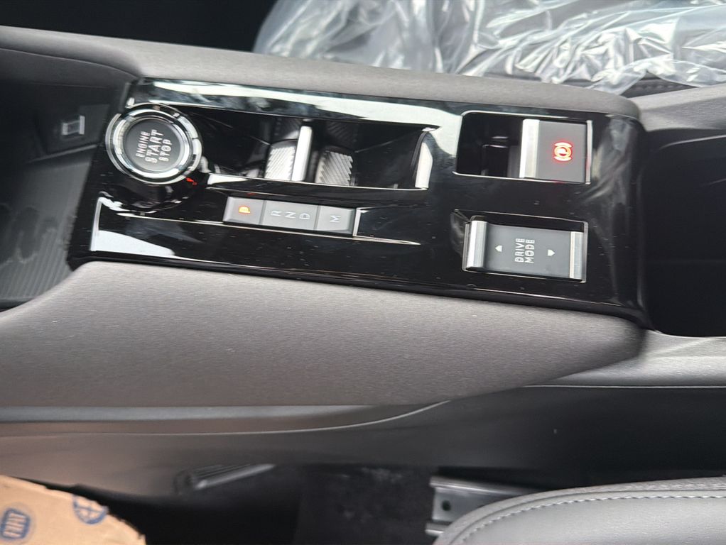 Alfa Romeo Junior 2025