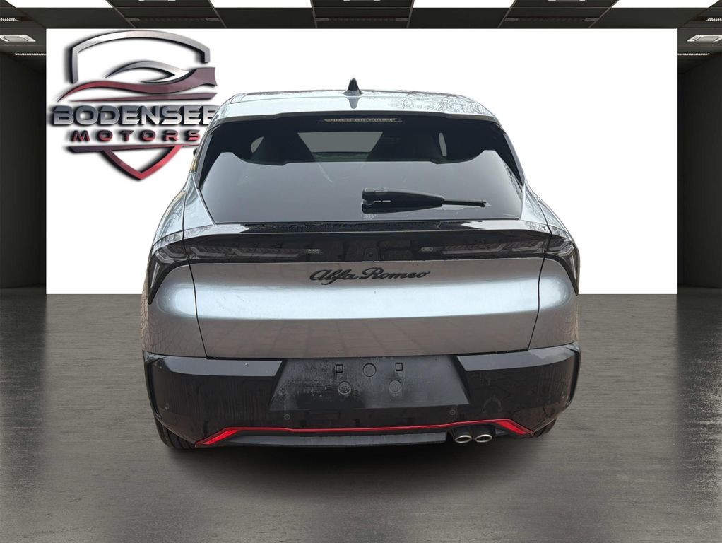 Alfa Romeo Junior 2025