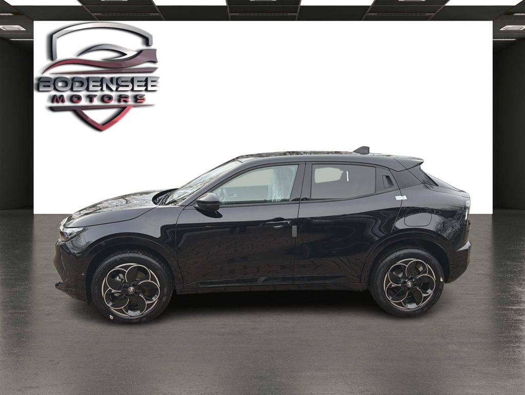 Alfa Romeo Junior 2025