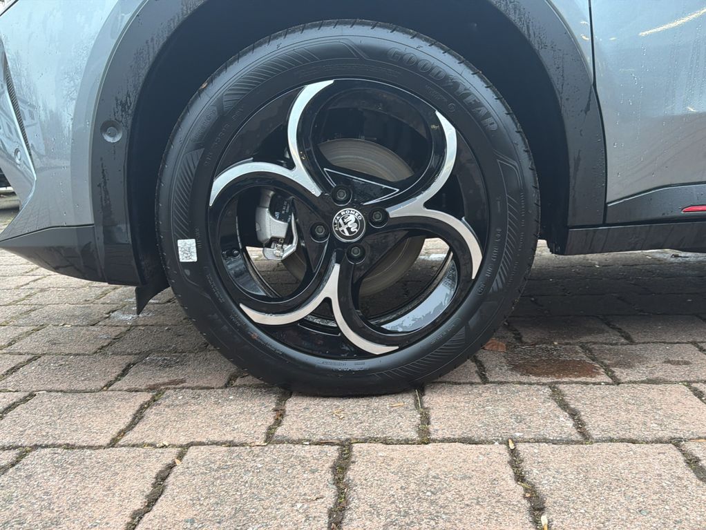 Alfa Romeo Junior 2025