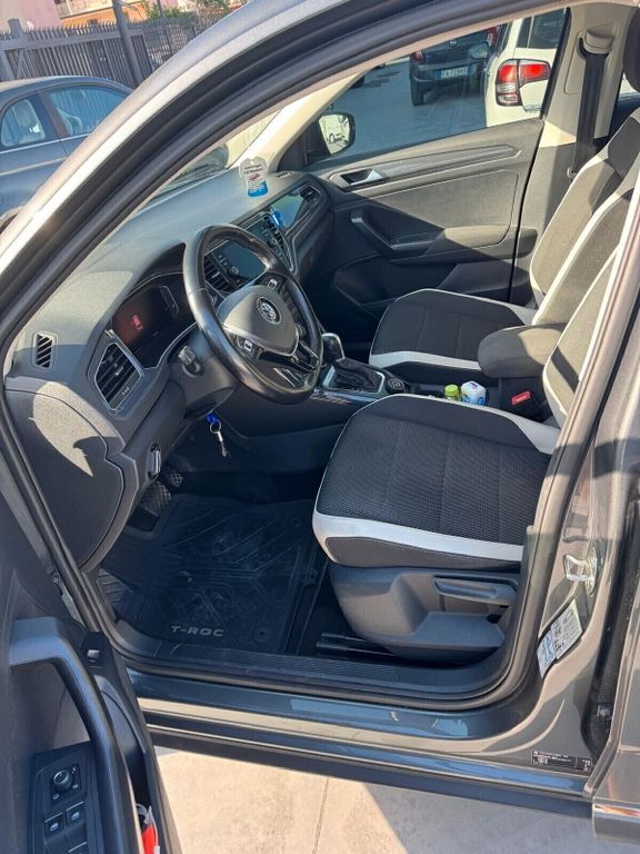 Volkswagen T-Roc 2019
