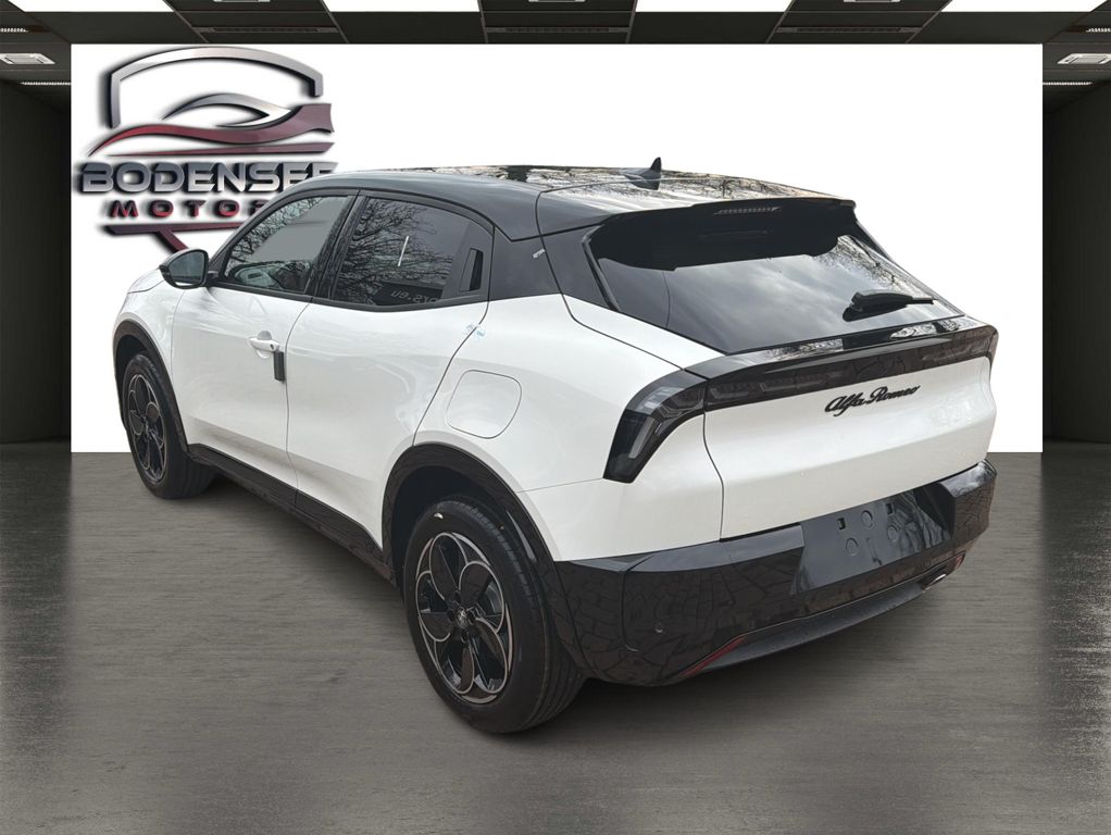 Alfa Romeo Junior 2025