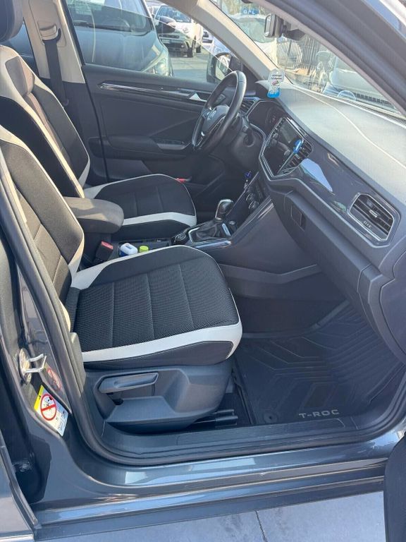 Volkswagen T-Roc 2019