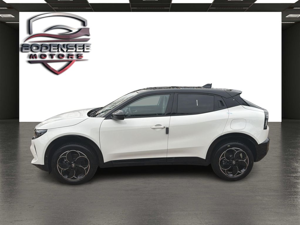 Alfa Romeo Junior 2025