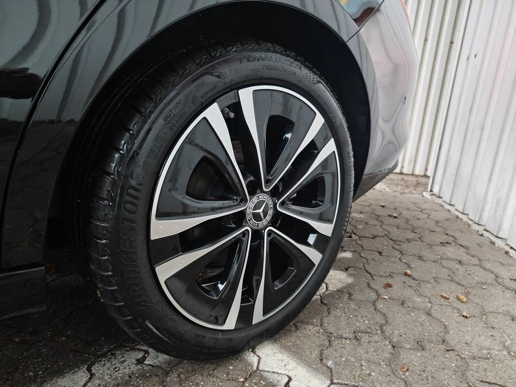 Mercedes-Benz CLA 180 2024