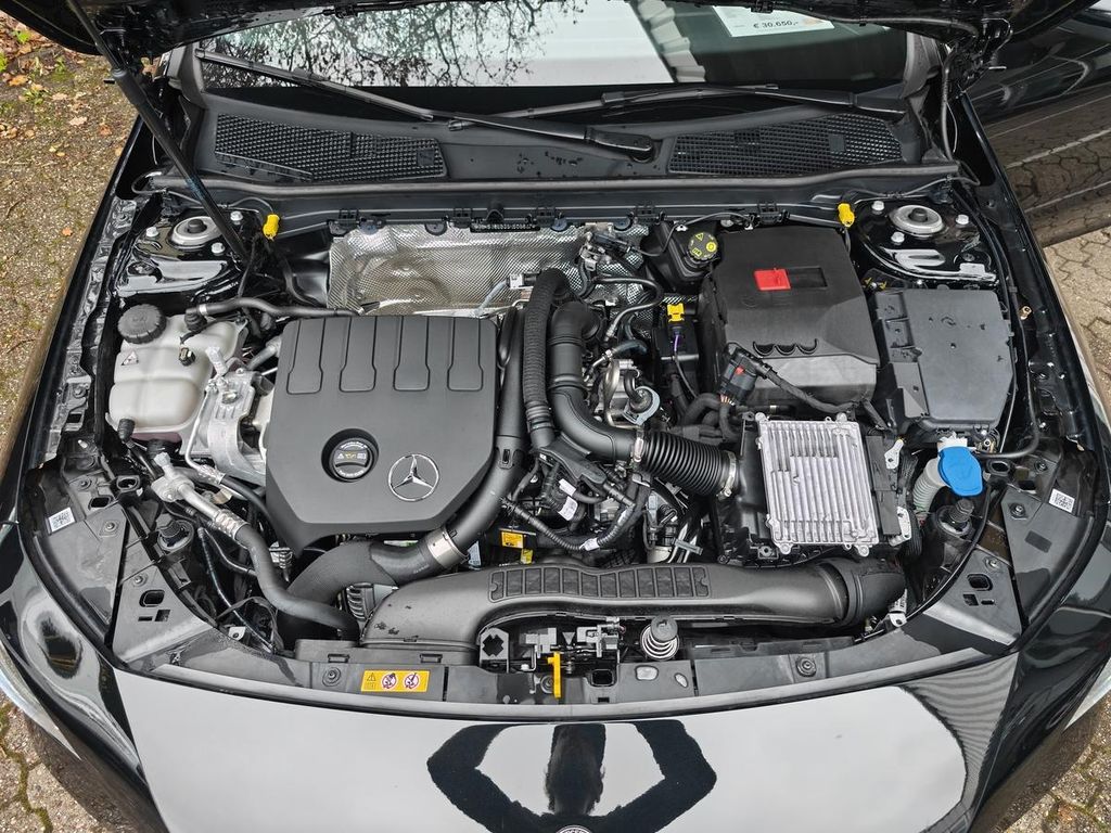 Mercedes-Benz CLA 180 2024