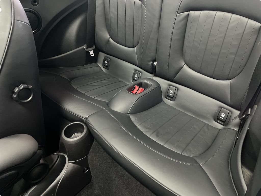 MINI Cooper Cabrio 2021