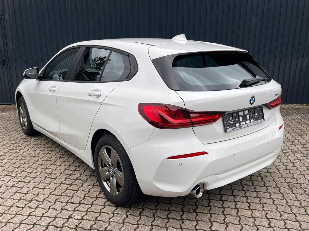 BMW 118 2024