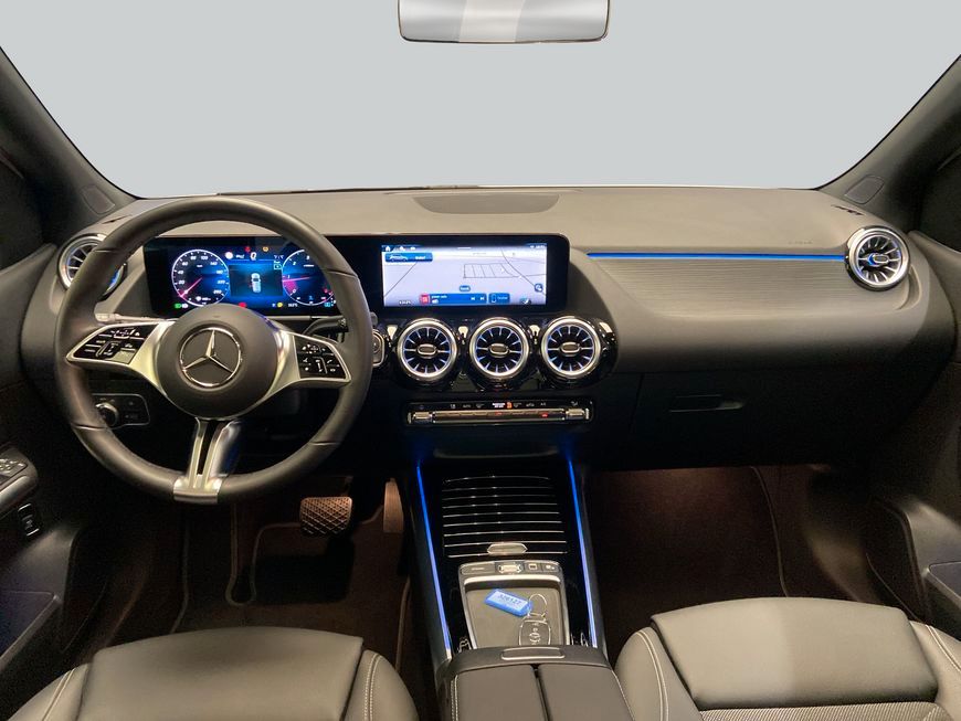 Mercedes-Benz B 200 2024