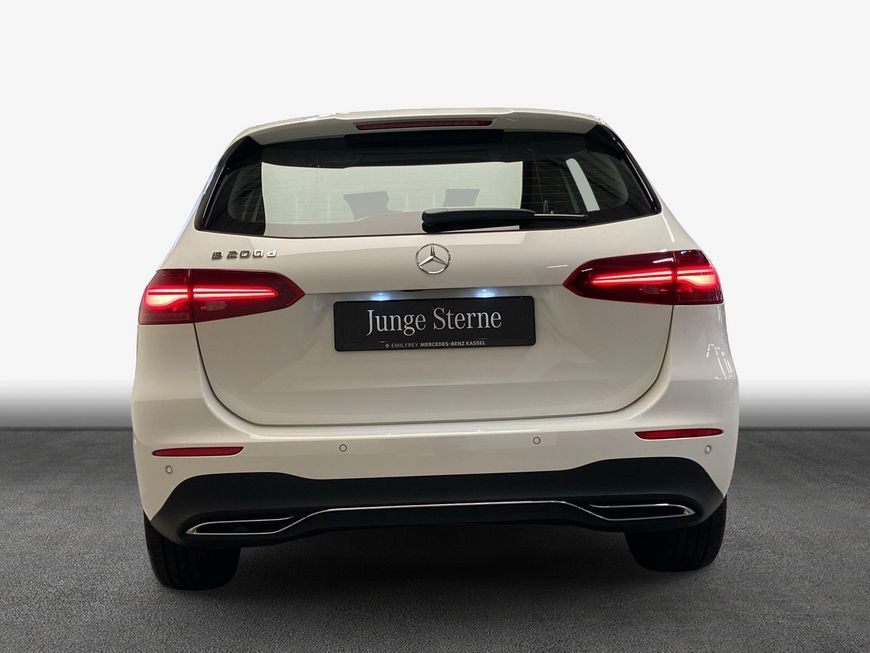 Mercedes-Benz B 200 2024