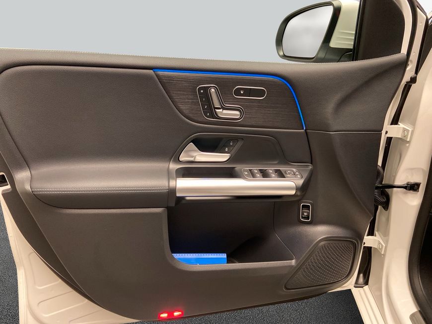 Mercedes-Benz B 200 2024