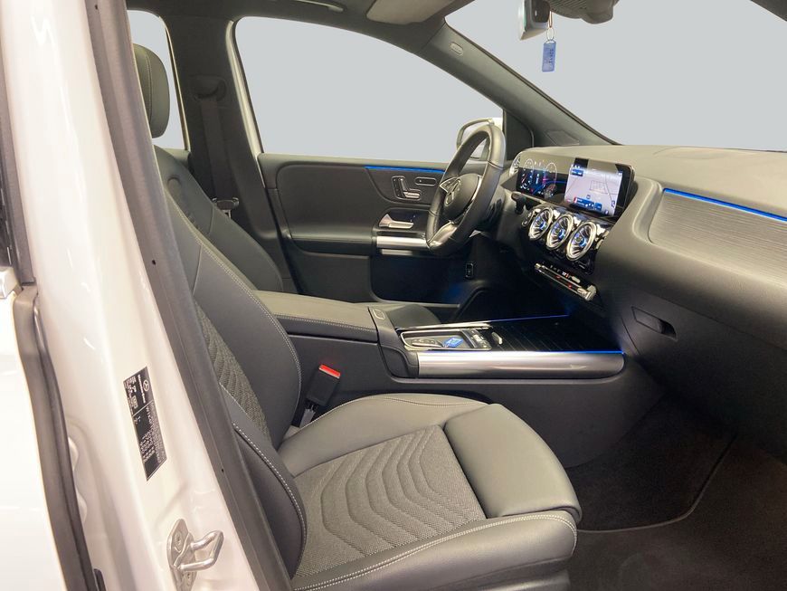 Mercedes-Benz B 200 2024