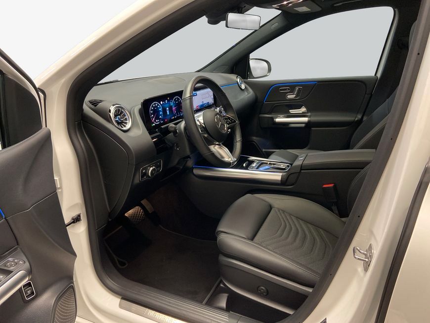 Mercedes-Benz B 200 2024