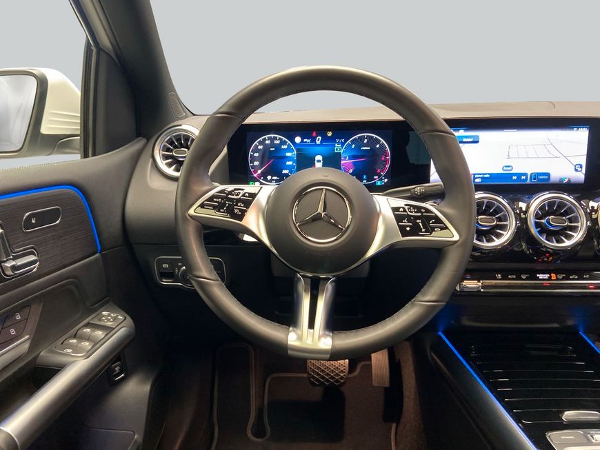 Mercedes-Benz B 200 2024