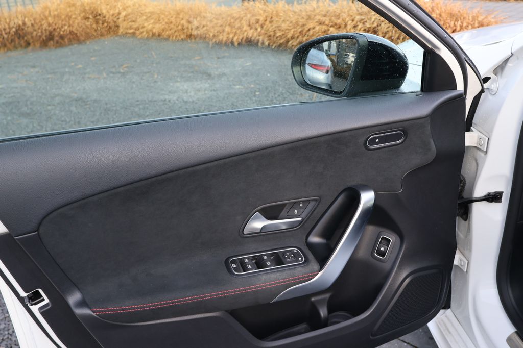 Mercedes-Benz A 250 2021