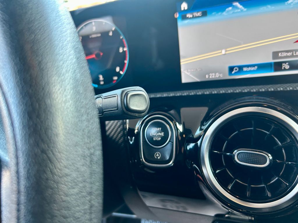 Mercedes-Benz A 200 2022