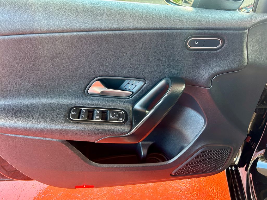 Mercedes-Benz A 200 2022