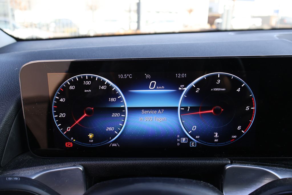 Mercedes-Benz GLB 200 2022