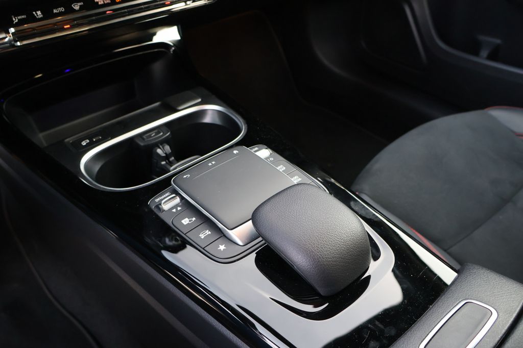 Mercedes-Benz A 250 2021