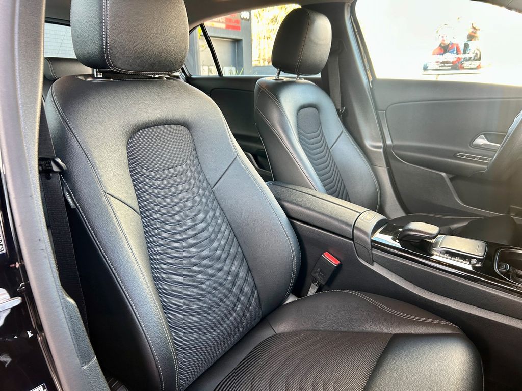 Mercedes-Benz A 200 2022