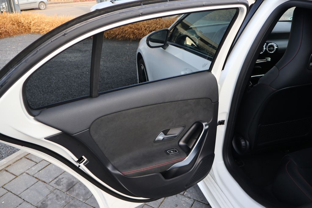 Mercedes-Benz A 250 2021