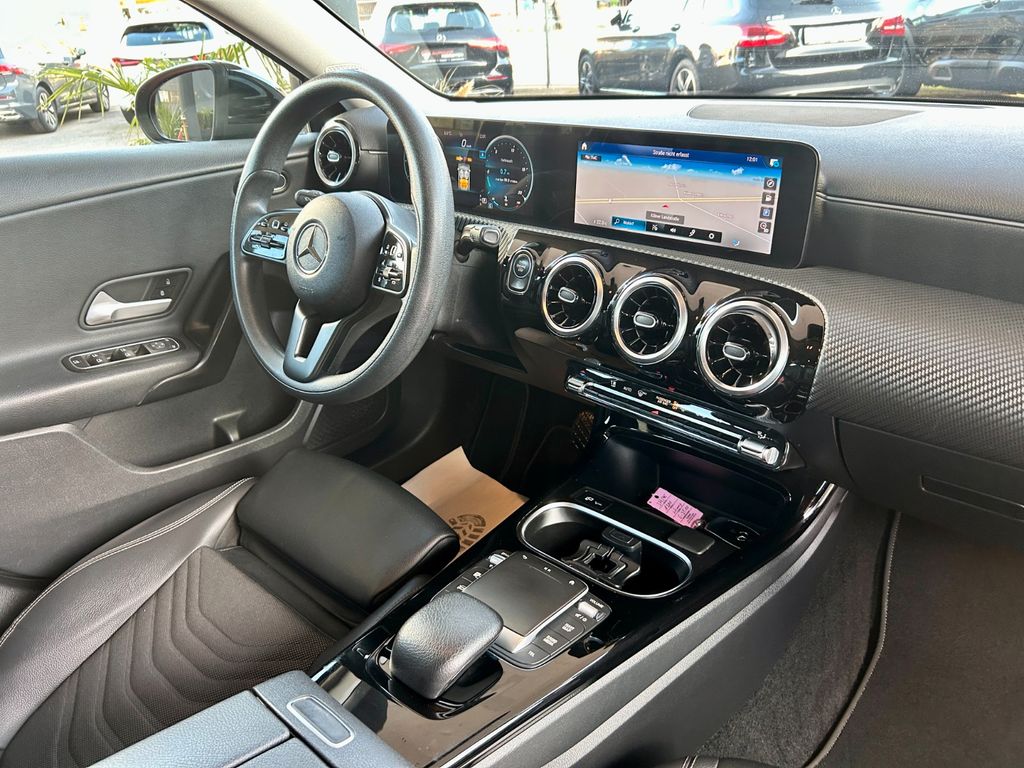 Mercedes-Benz A 200 2022