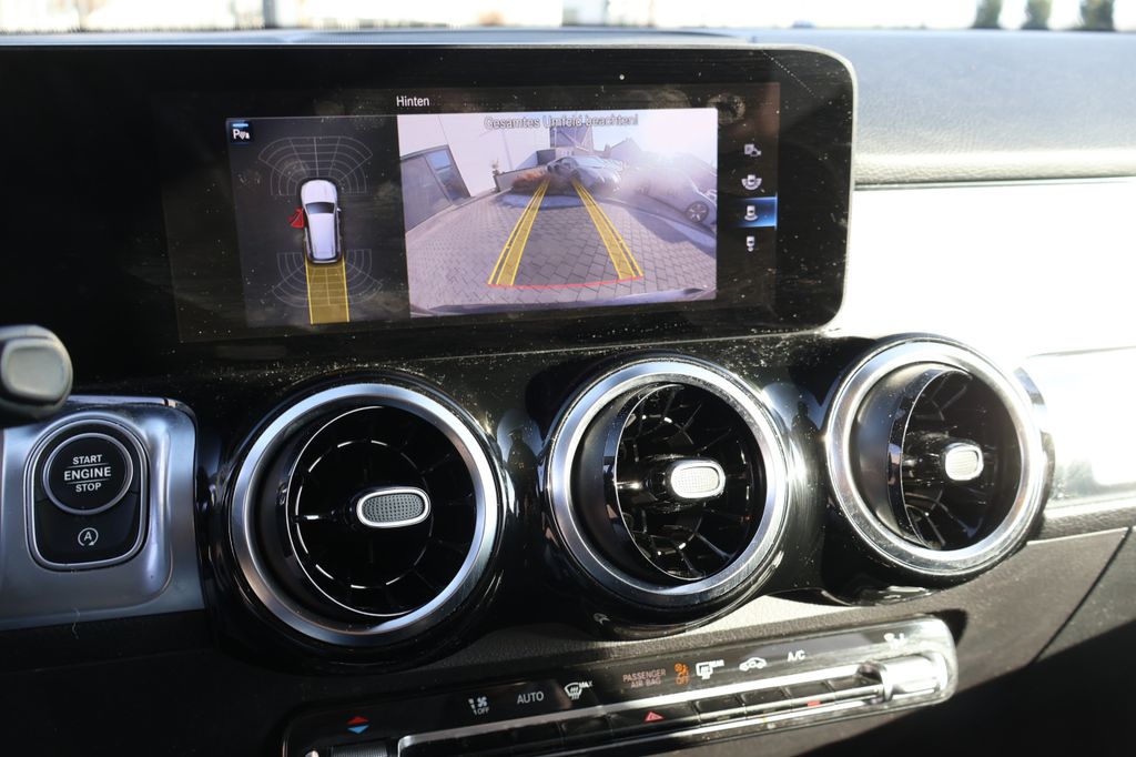 Mercedes-Benz GLB 200 2022