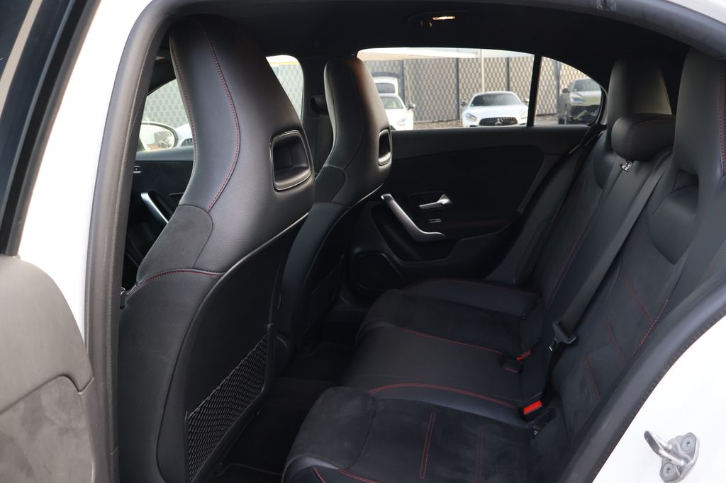 Mercedes-Benz A 250 2021