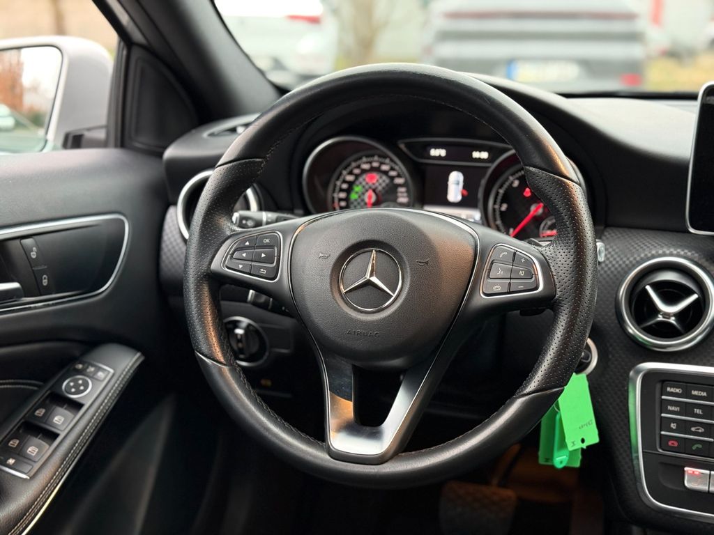 Mercedes-Benz A 180 2016