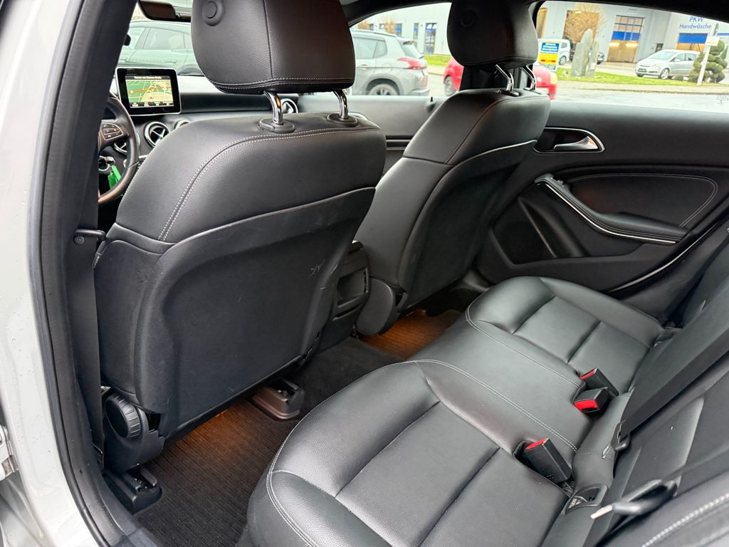 Mercedes-Benz A 180 2016