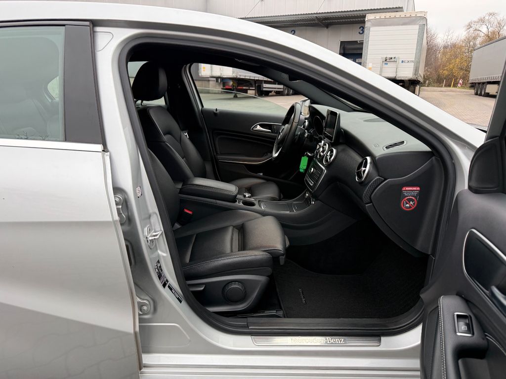 Mercedes-Benz A 180 2016