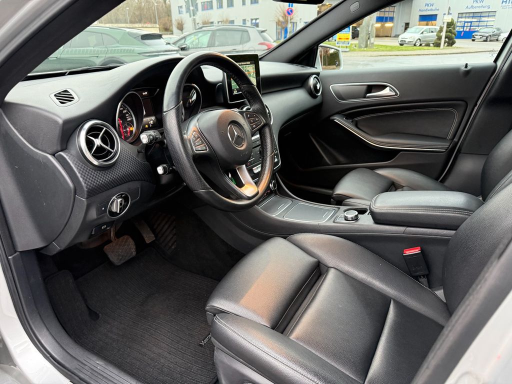 Mercedes-Benz A 180 2016