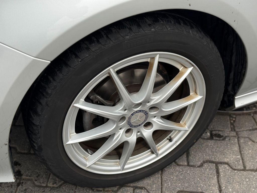 Mercedes-Benz A 180 2016