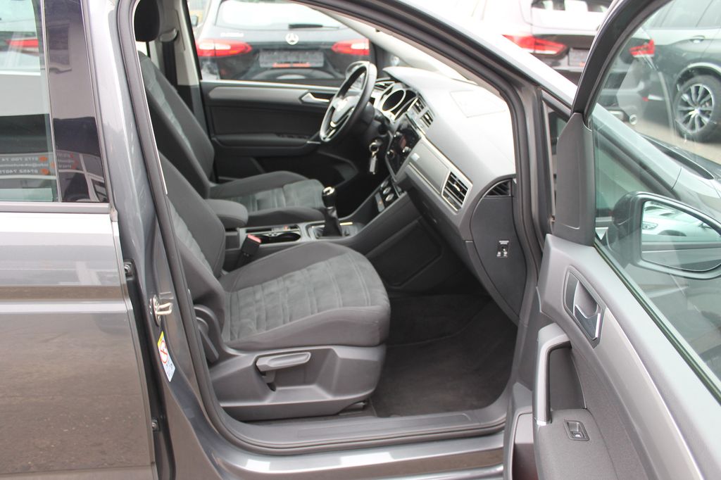 Volkswagen Touran 2019