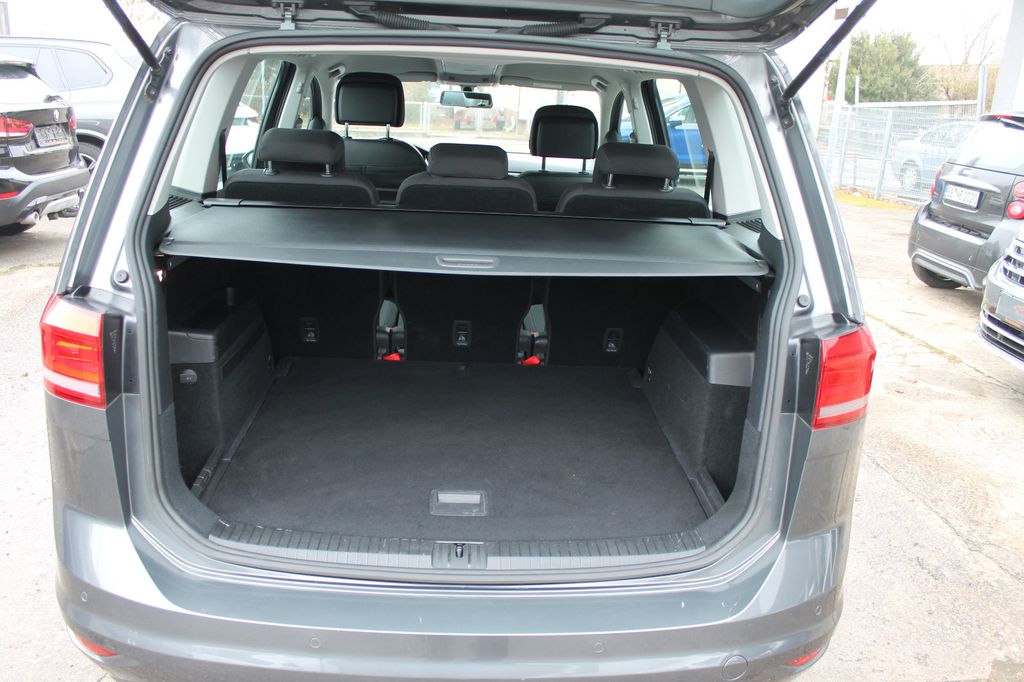 Volkswagen Touran 2019