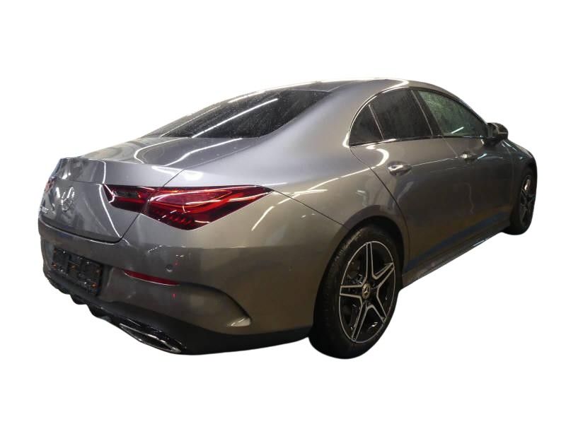 Mercedes-Benz CLA 180 2025