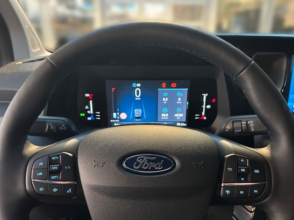 Ford Transit Courier 2025