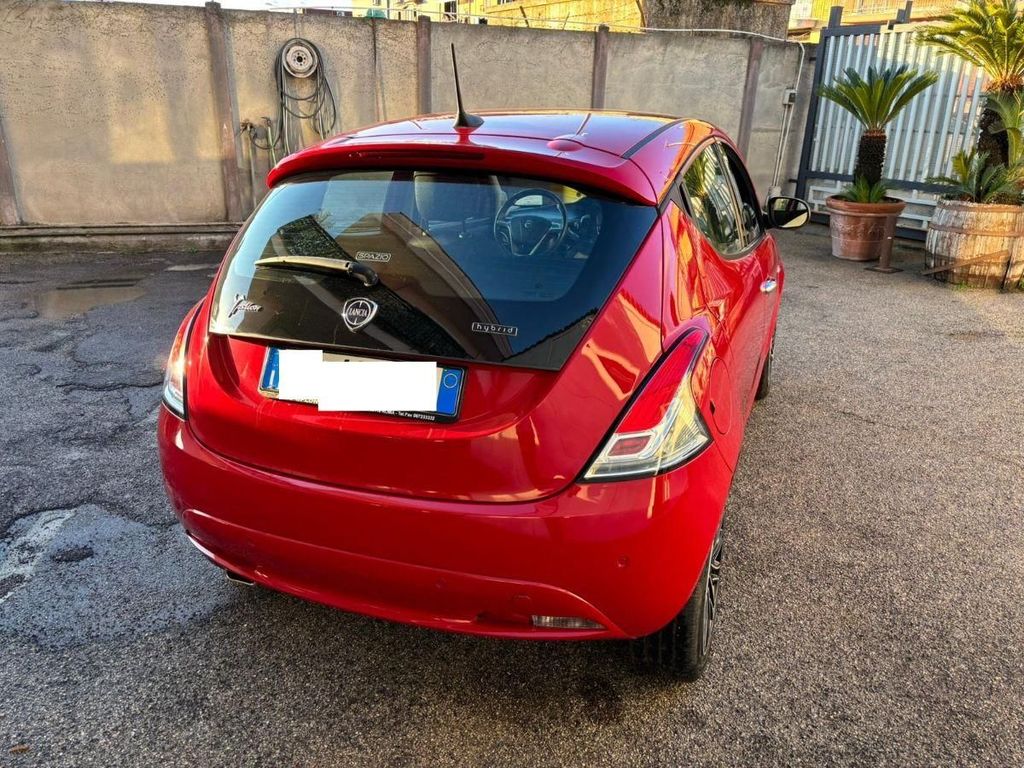Lancia Ypsilon 2022