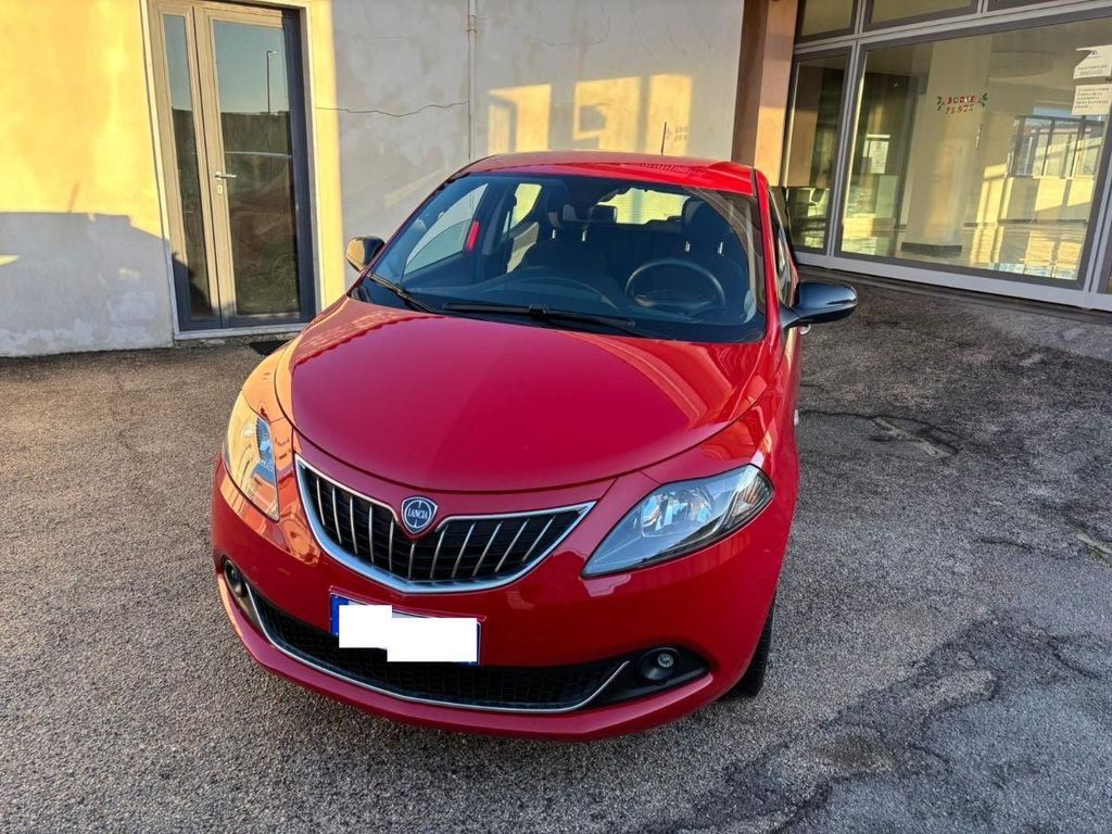 Lancia Ypsilon 2022