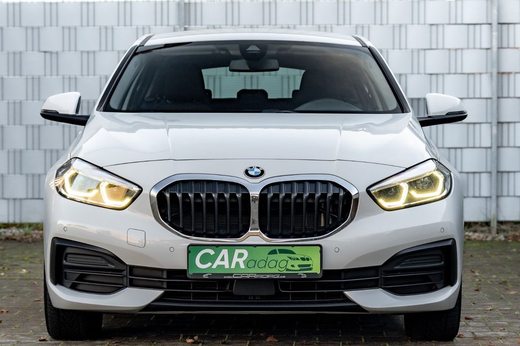 BMW 118 2024