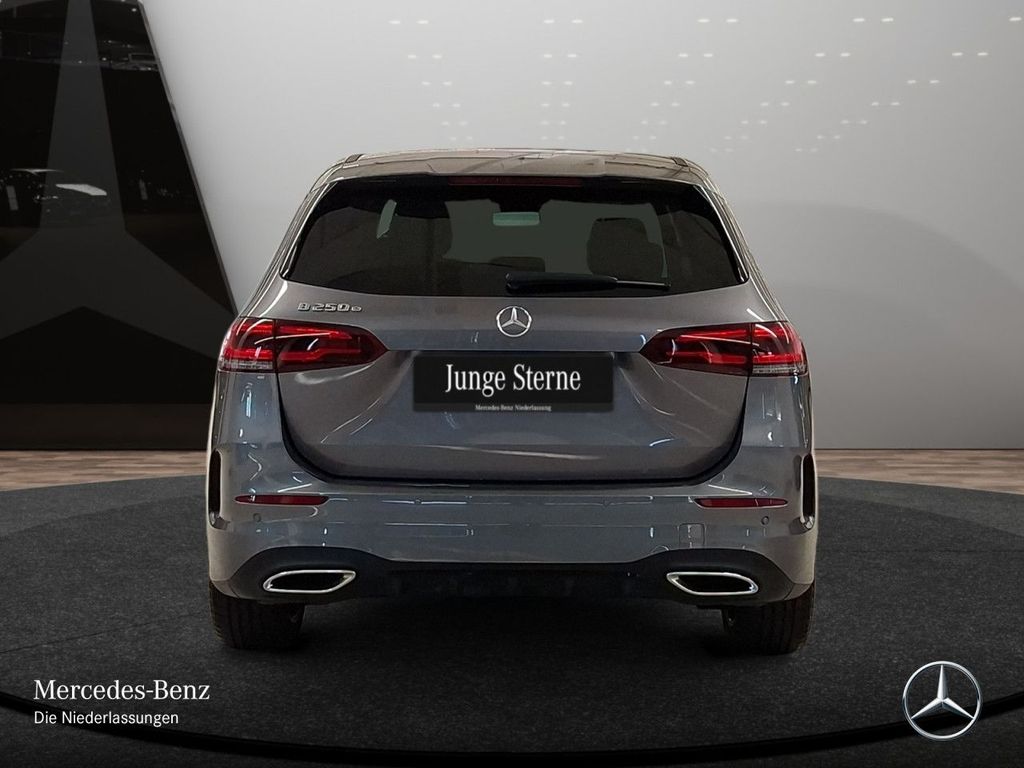 Mercedes-Benz B 250 2022