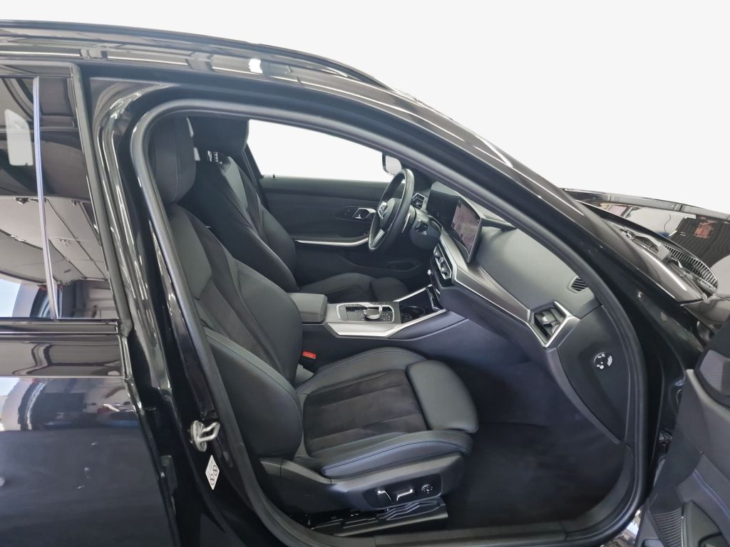 BMW 318 2024