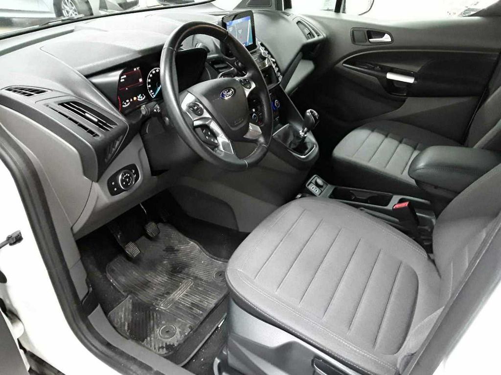 Ford Tourneo Connect 2021