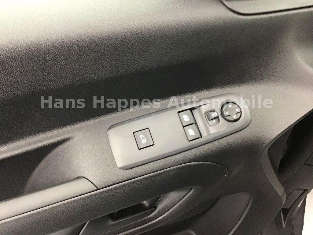 Opel Combo 2025