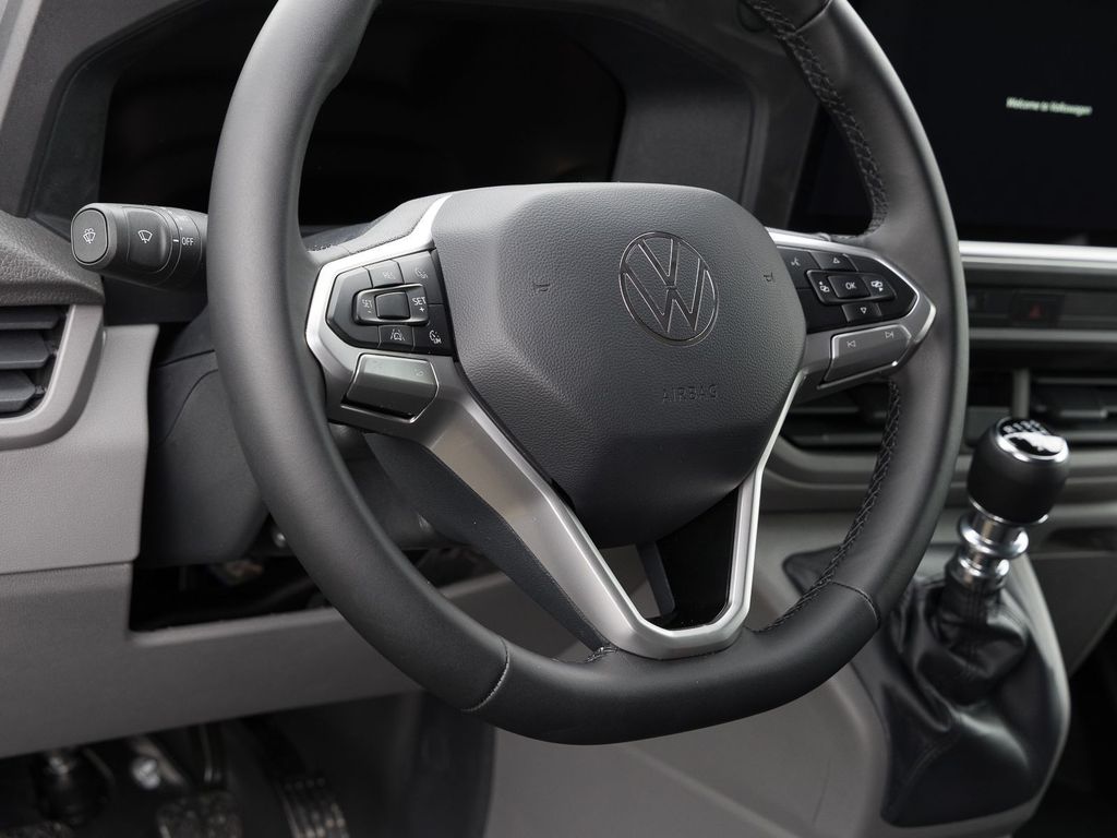 Volkswagen T7 Transporter 2025